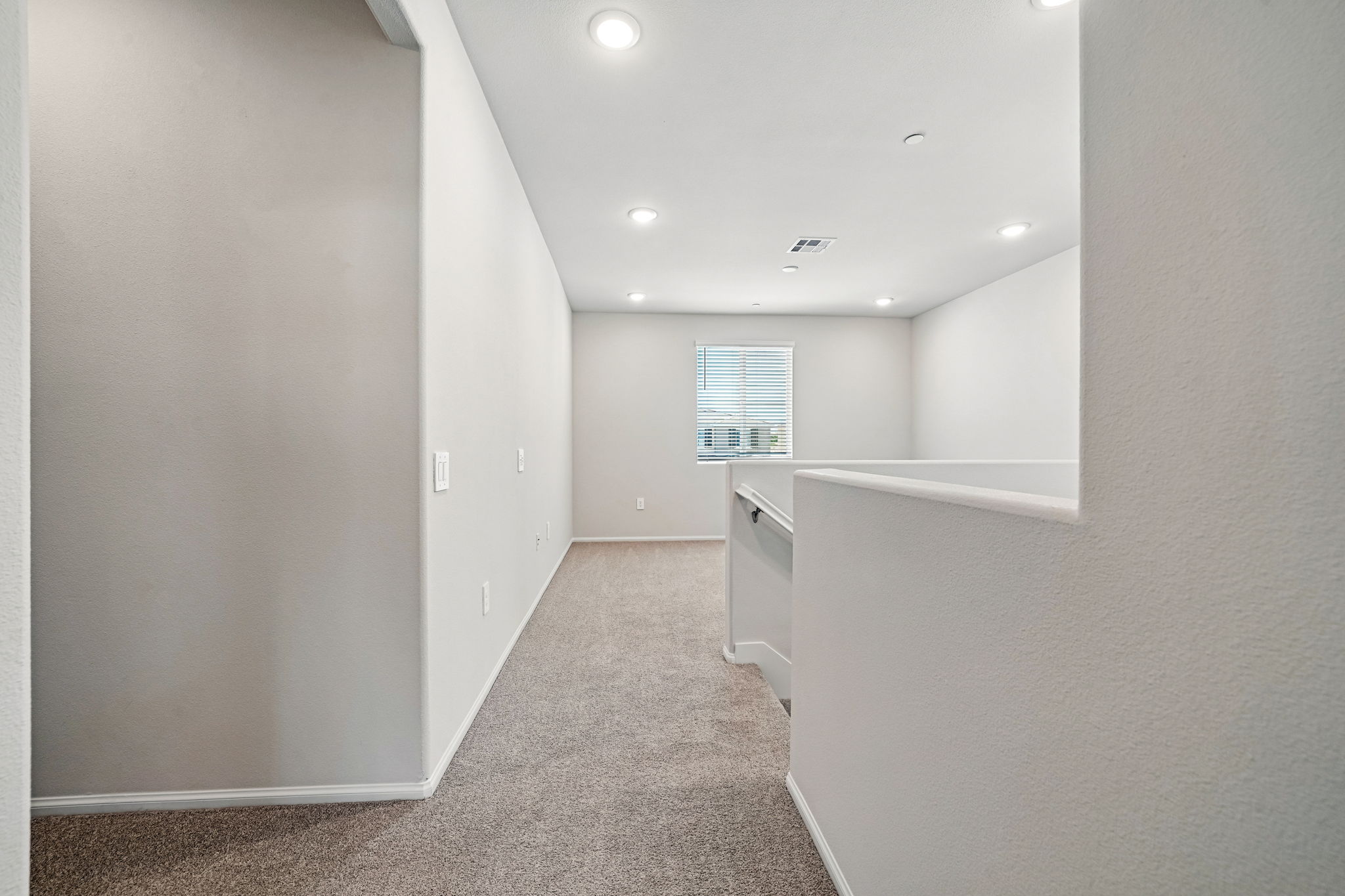 SoCal - Alder at Live Oak - 2063 Grapefruit St Redlands CA 92374 - 024
