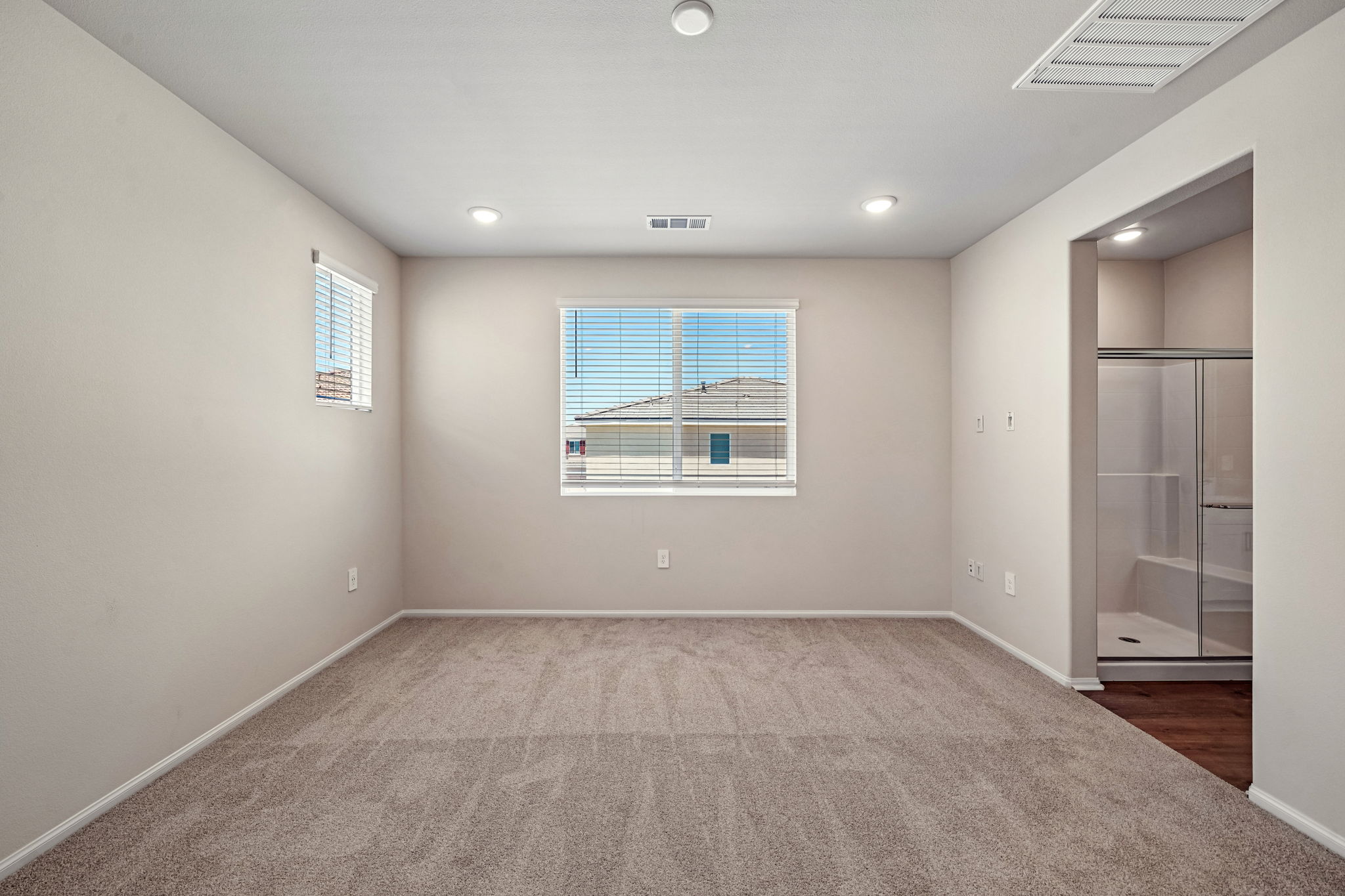 SoCal - Alder at Live Oak - 2063 Grapefruit St Redlands CA 92374 - 025