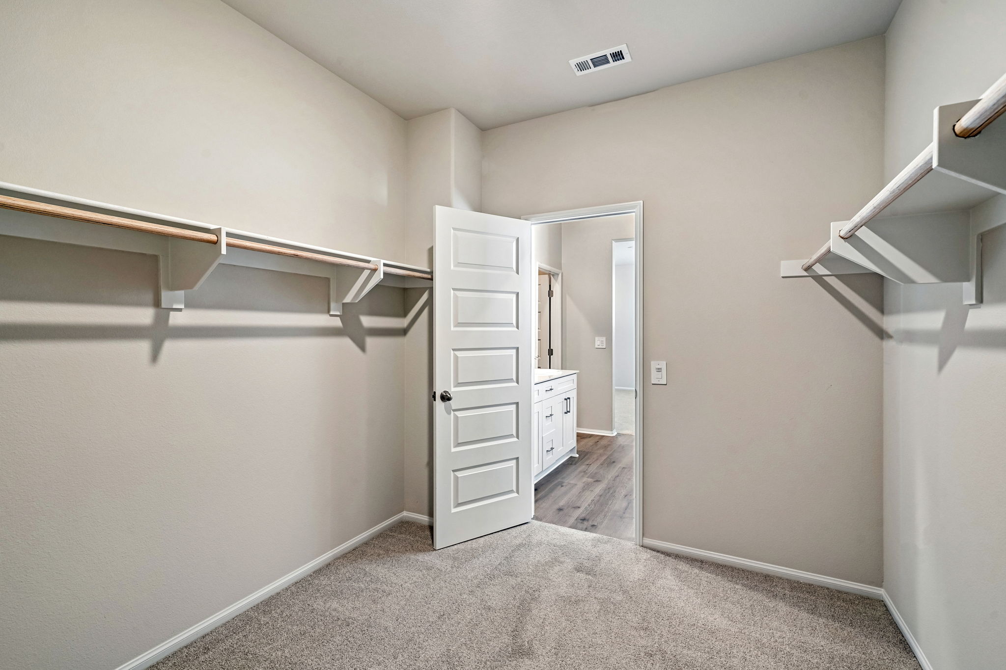 SoCal - Alder at Live Oak - 2063 Grapefruit St Redlands CA 92374 - 031