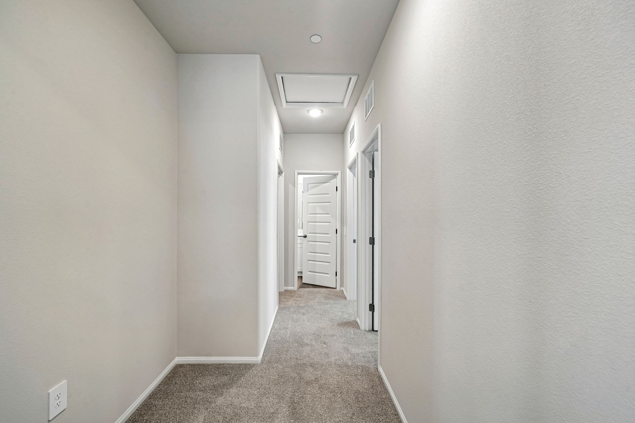 SoCal - Alder at Live Oak - 2063 Grapefruit St Redlands CA 92374 - 034