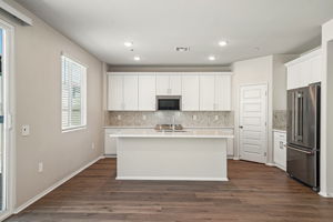 SoCal - Alder at Live Oak - 2063 Grapefruit St Redlands CA 92374 - 010