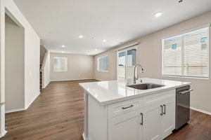 SoCal - Alder at Live Oak - 2063 Grapefruit St Redlands CA 92374 - 011
