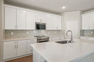 SoCal - Alder at Live Oak - 2063 Grapefruit St Redlands CA 92374 - 013