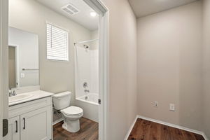 SoCal - Alder at Live Oak - 2063 Grapefruit St Redlands CA 92374 - 018
