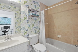  Photo 30