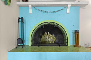  Photo 33