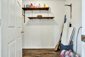  Photo 31