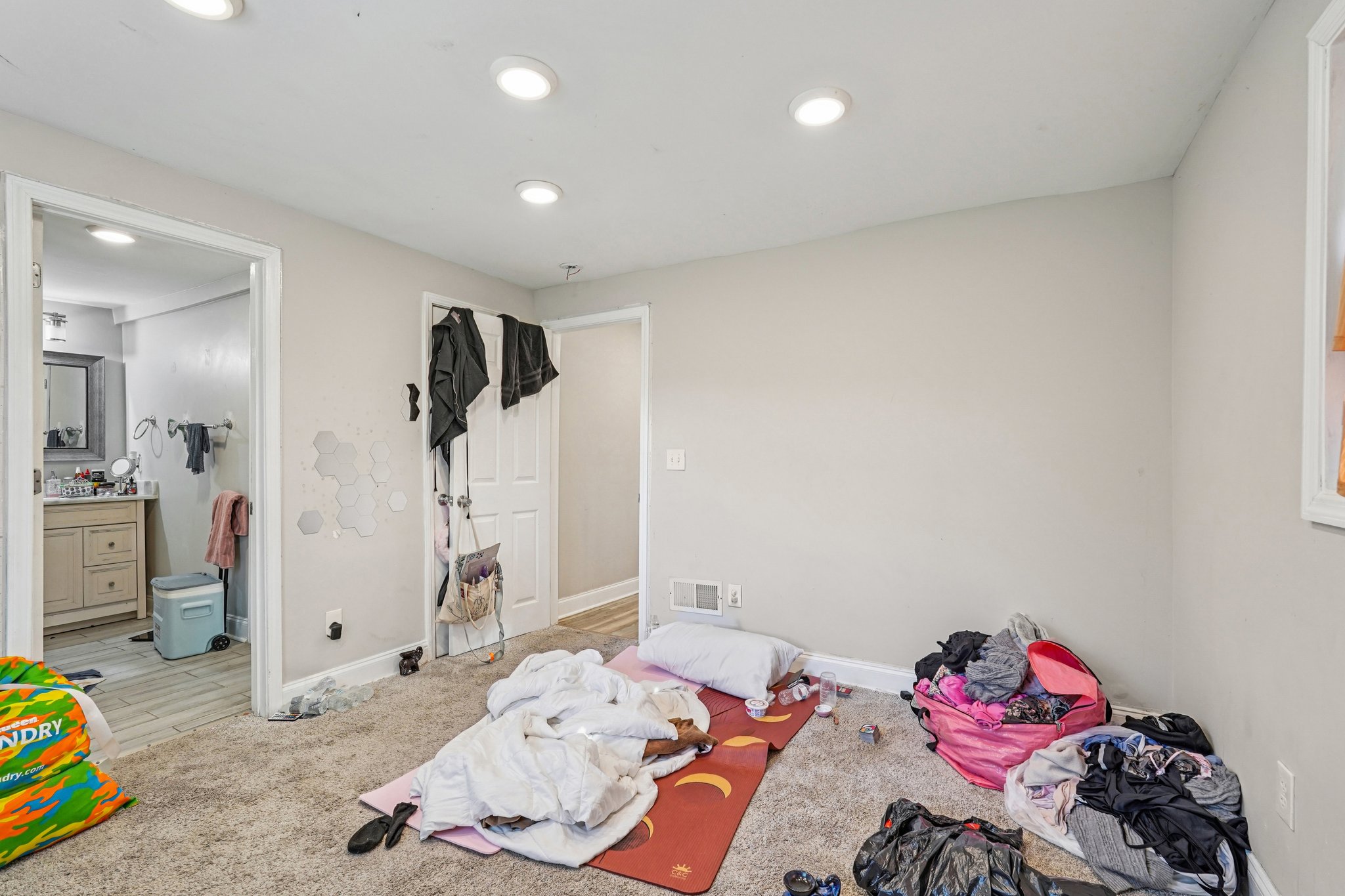 Morehouse Dr NW-L2103-017.jpg