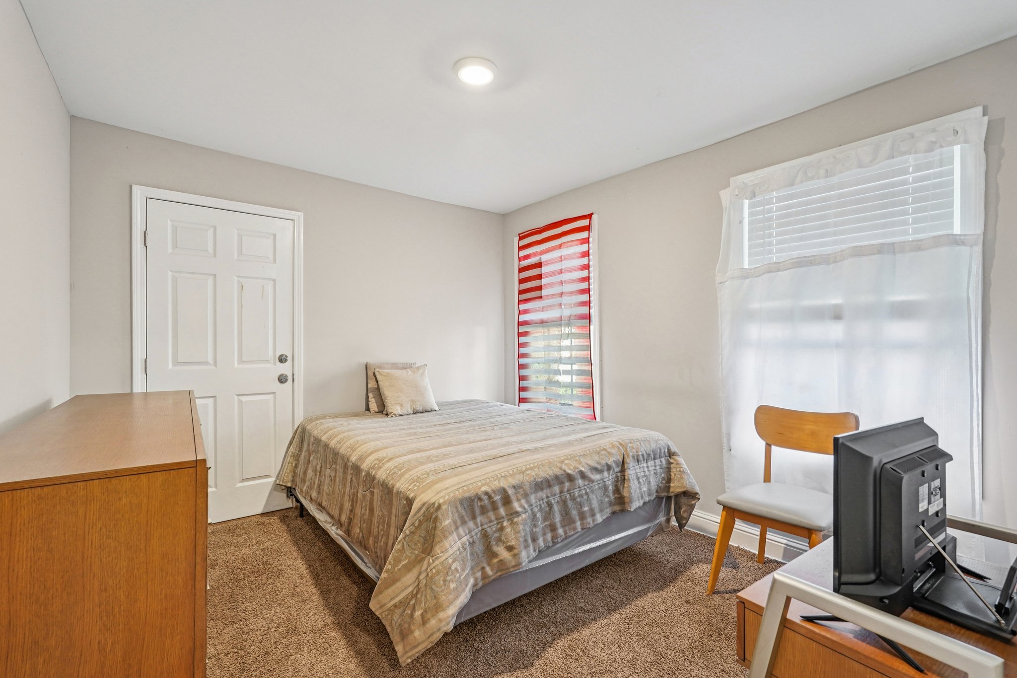 Morehouse Dr NW-L2103-026.jpg