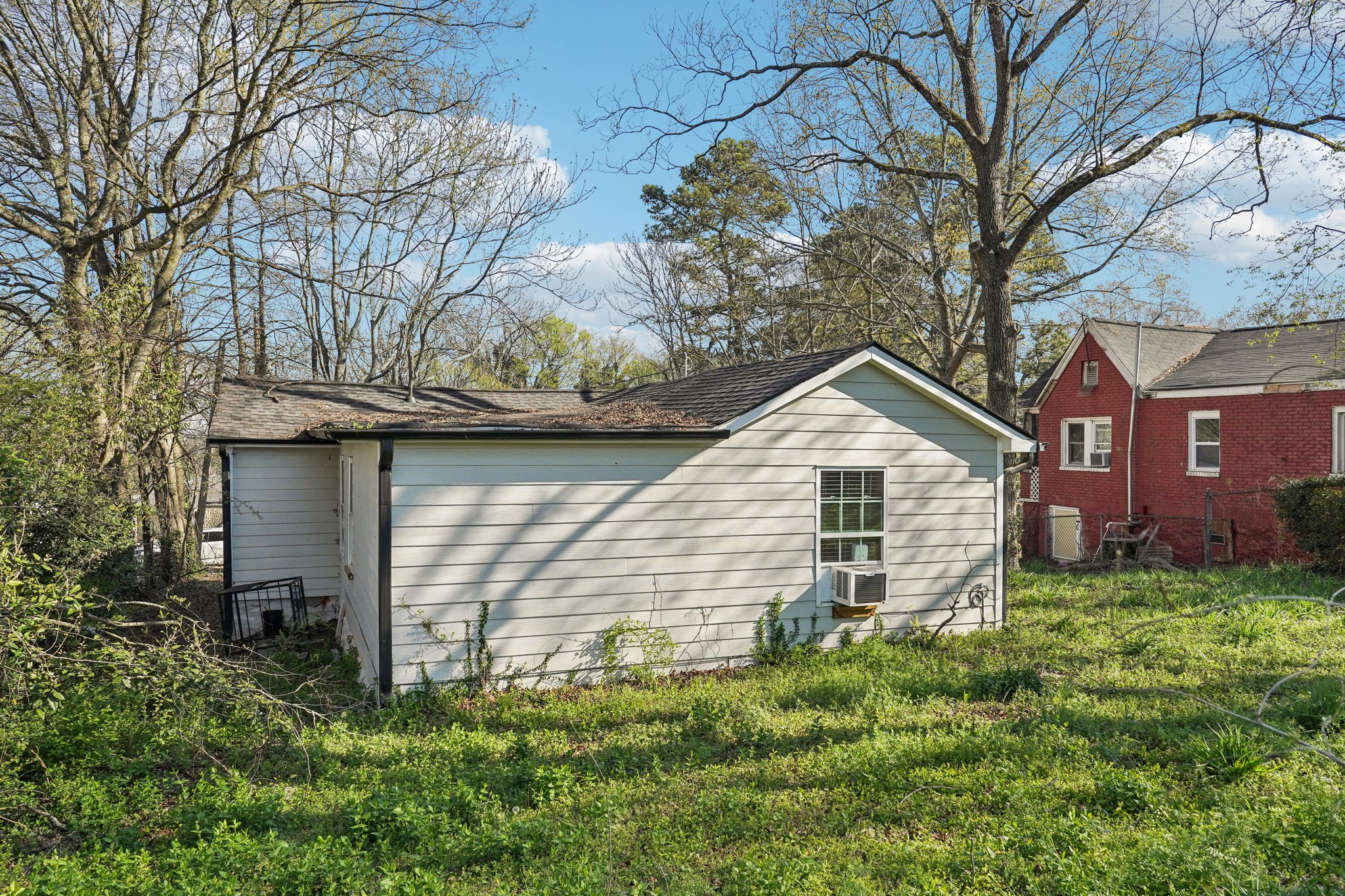 Morehouse Dr NW-L2103-032.jpg