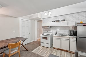 Morehouse Dr NW-L2103-008.jpg