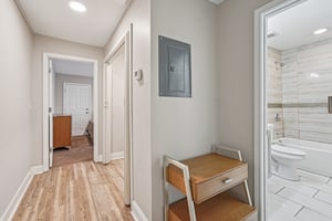 Morehouse Dr NW-L2103-022.jpg