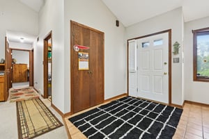 Ridgeview Dr-S0210-008.jpg