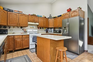 Ridgeview Dr-S0210-015.jpg
