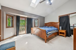Ridgeview Dr-S0210-027.jpg
