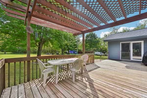 Ridgeview Dr-S0210-034.jpg
