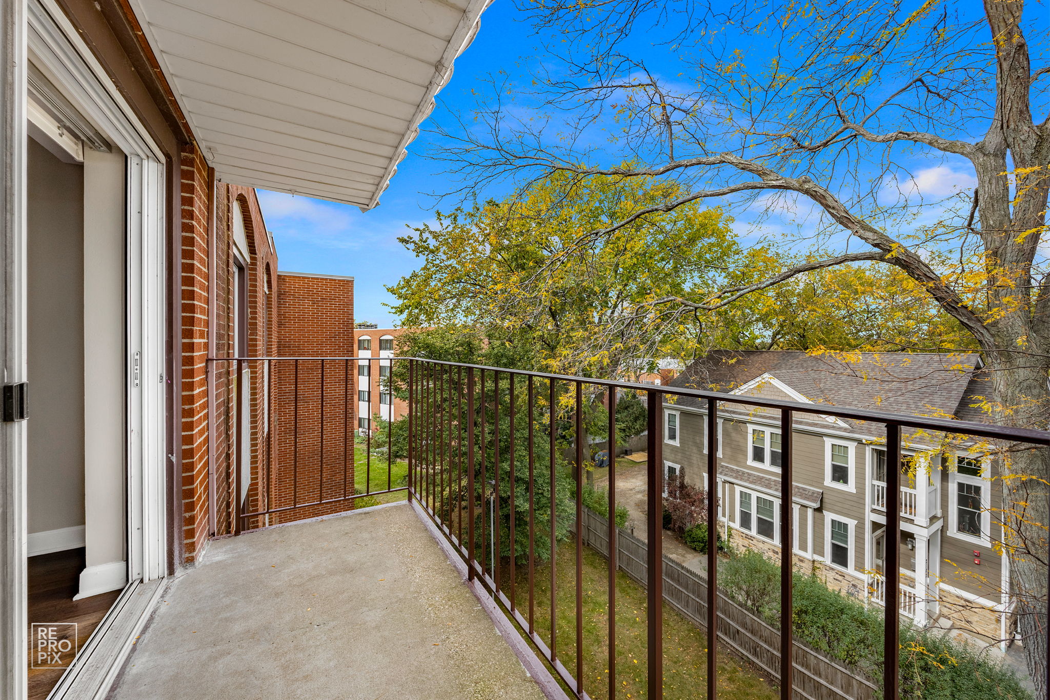  2066 St Johns Ave 301, Highland Park, IL 60035_001