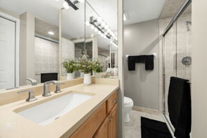  2066 St Johns Ave 301, Highland Park, IL 60035_008