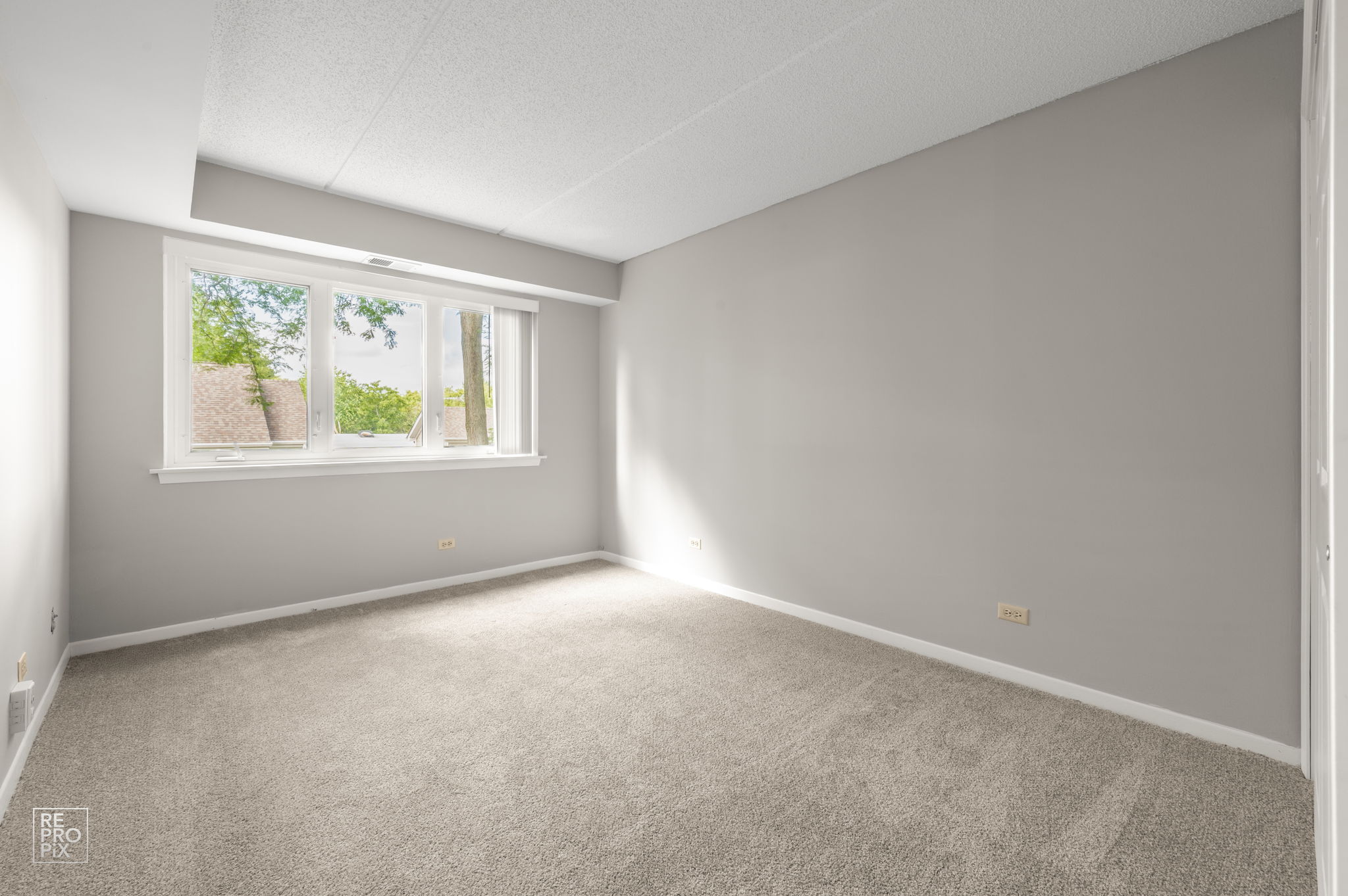 2066 St Johns Ave 304, Highland Park, IL 60035_012