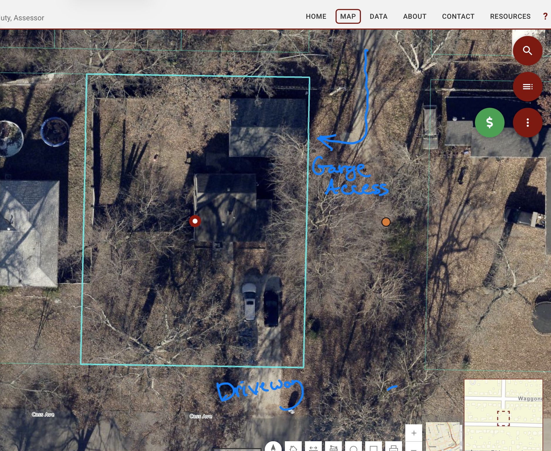 Lots of parking & separate garage entrance