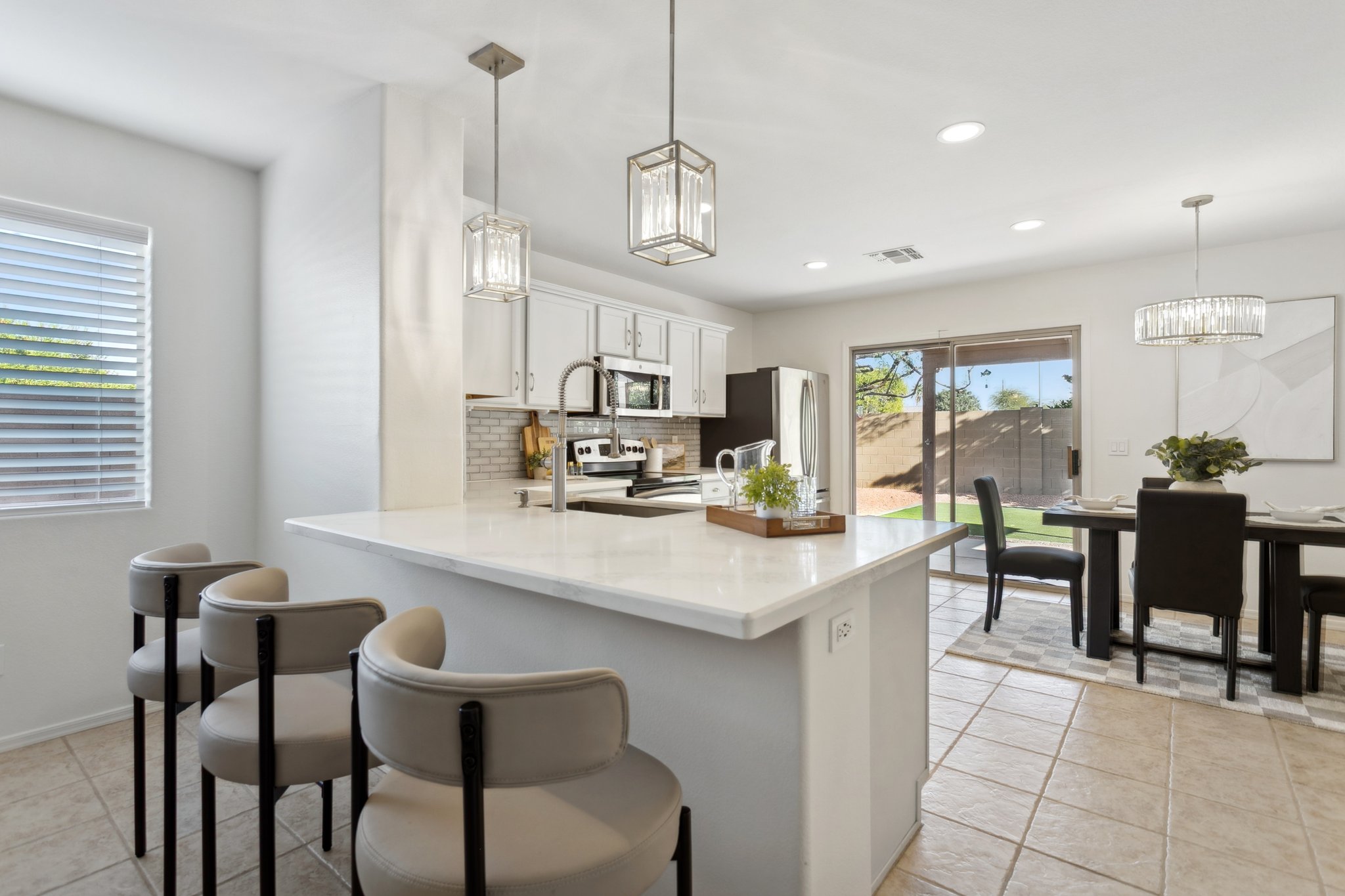 20681 N 93rd Ave - 014.jpg