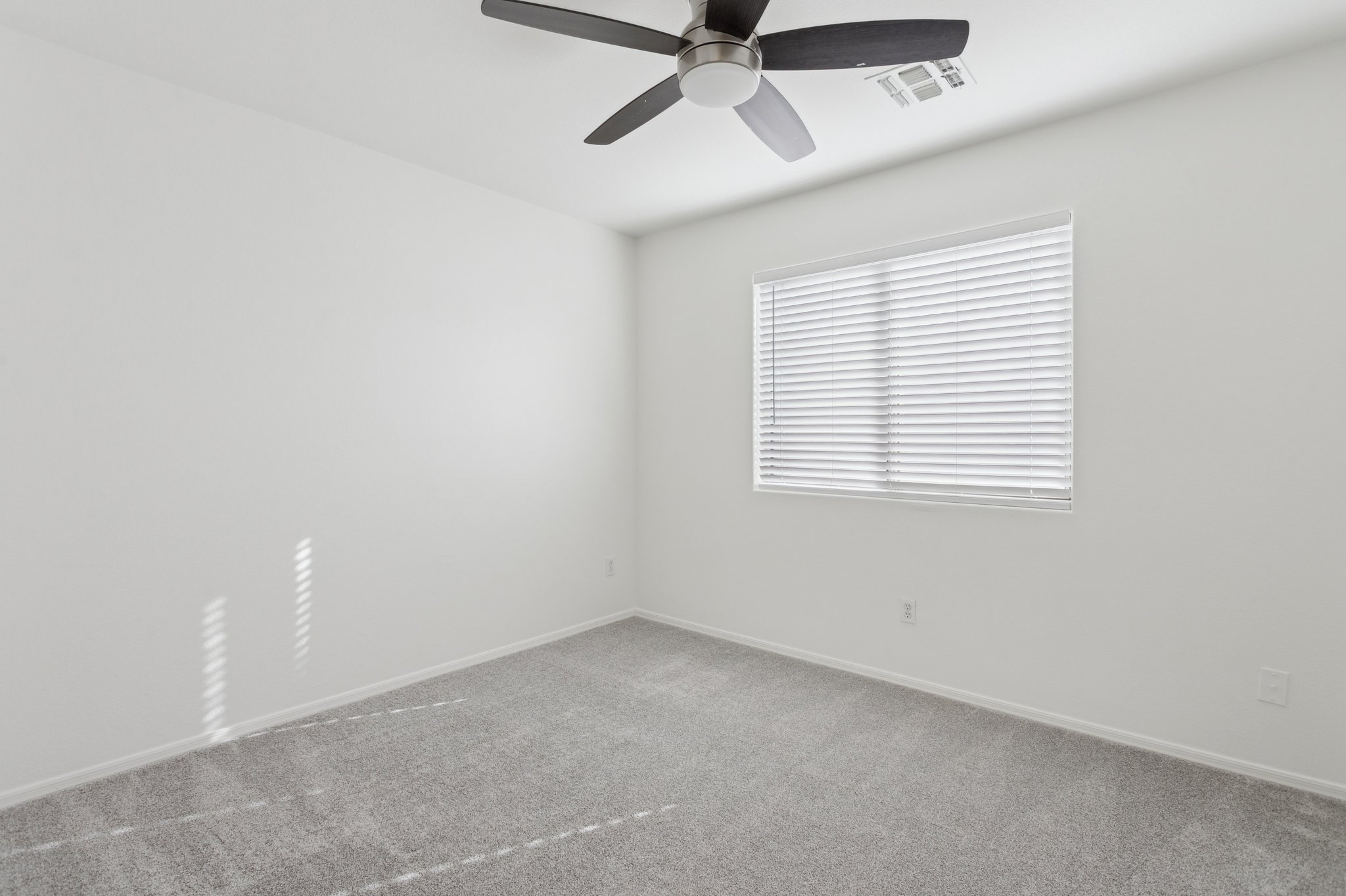 20681 N 93rd Ave - 021.jpg