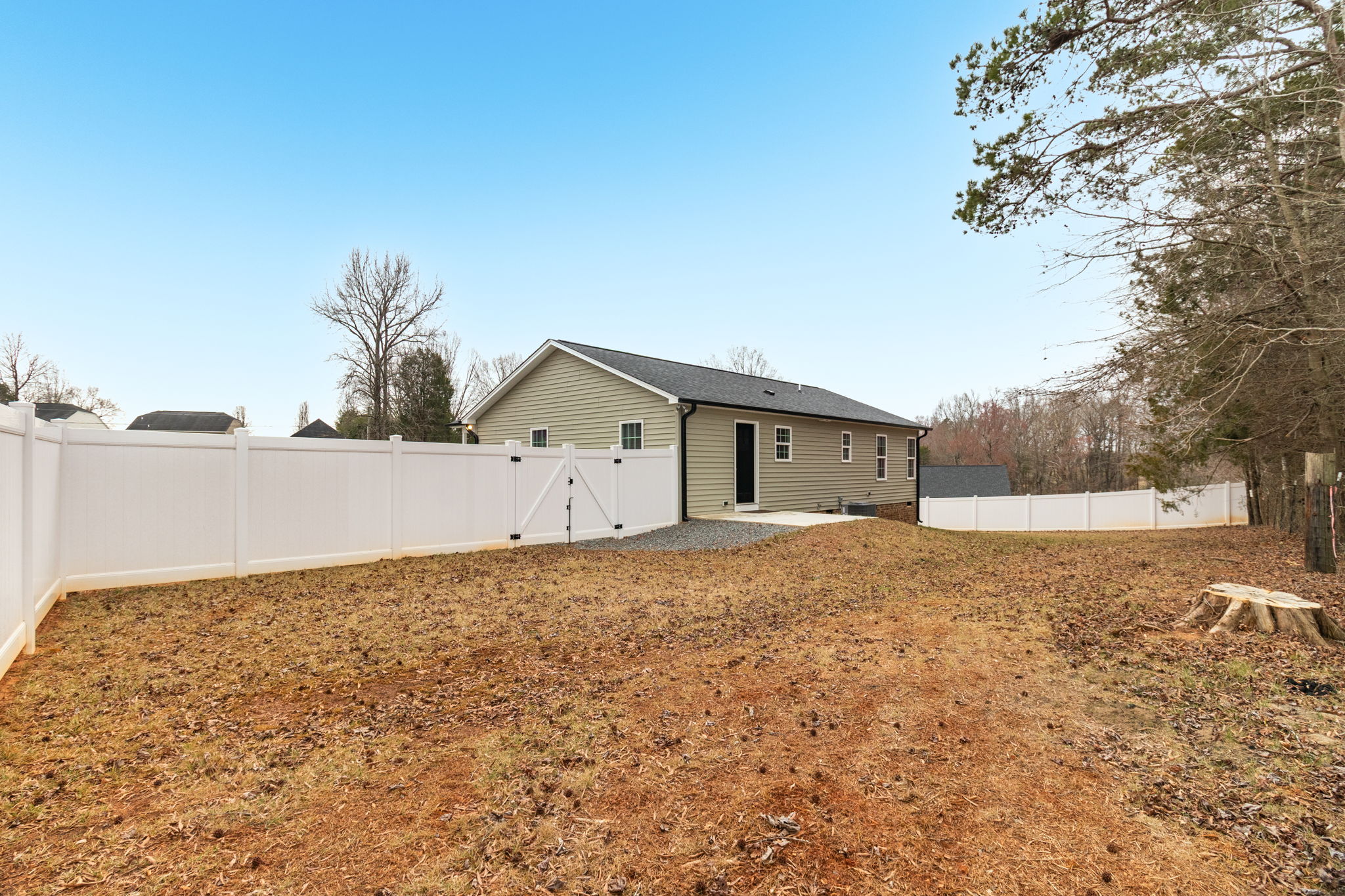 2069 Darwick Rd-30