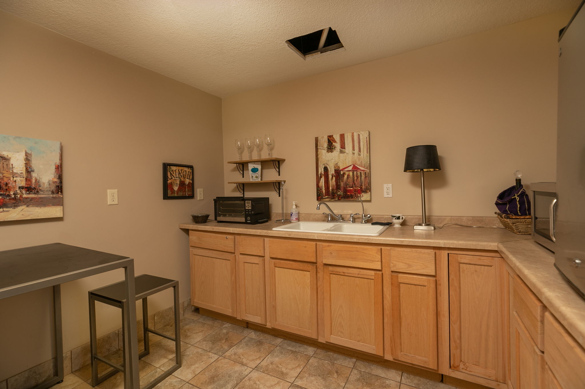 28-Mini Kitchen