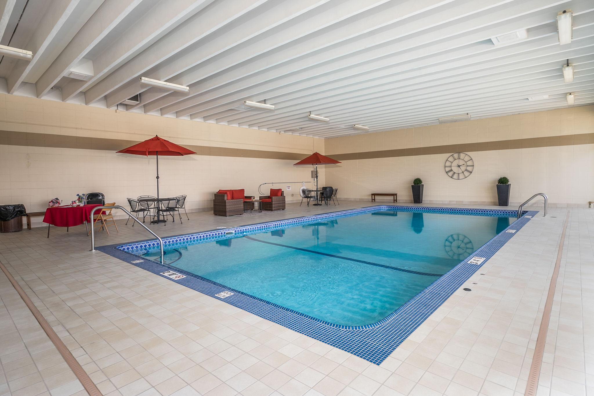 30-Pool