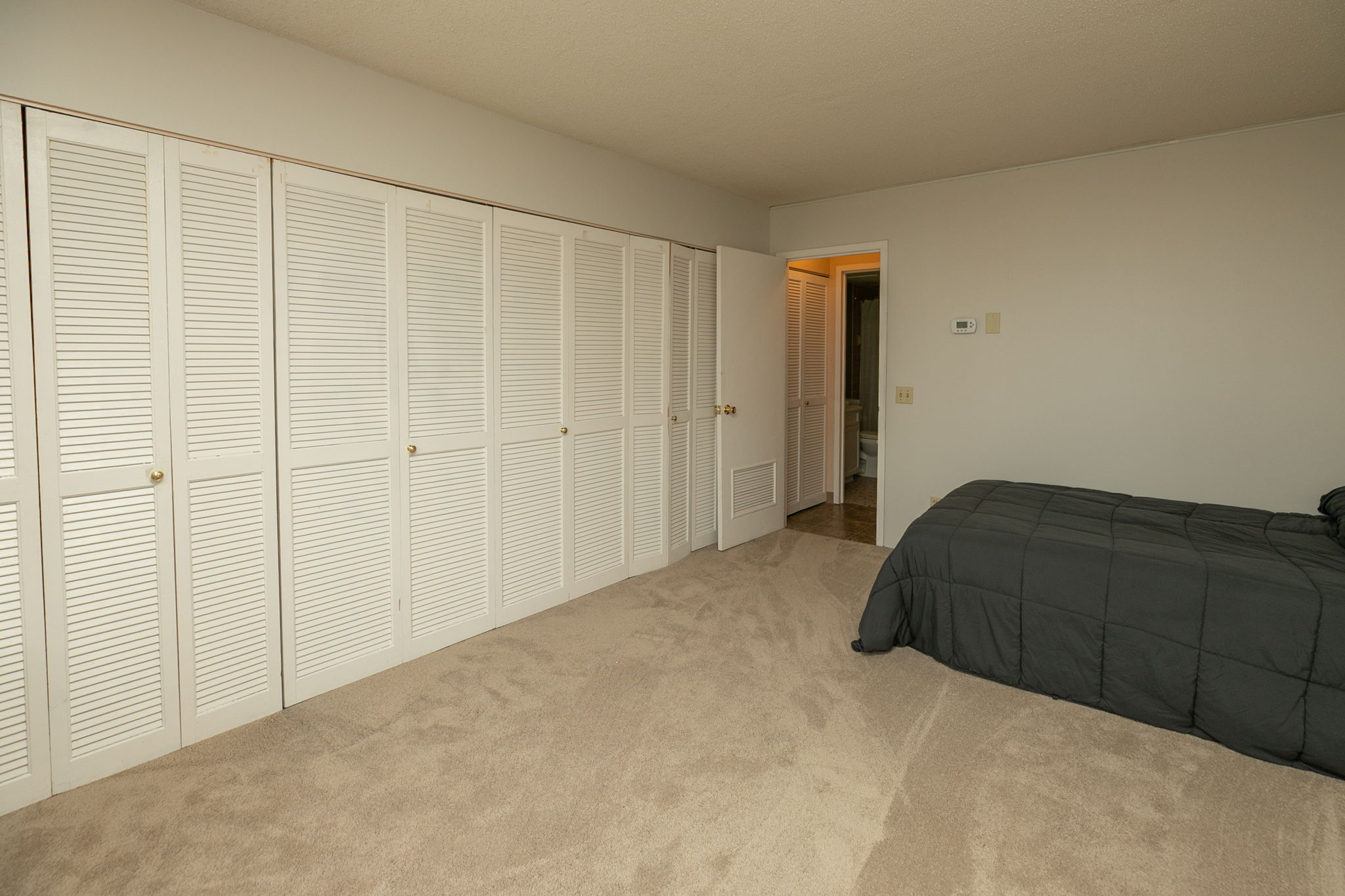 13-Bedroom