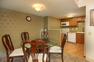 06-Dining Room