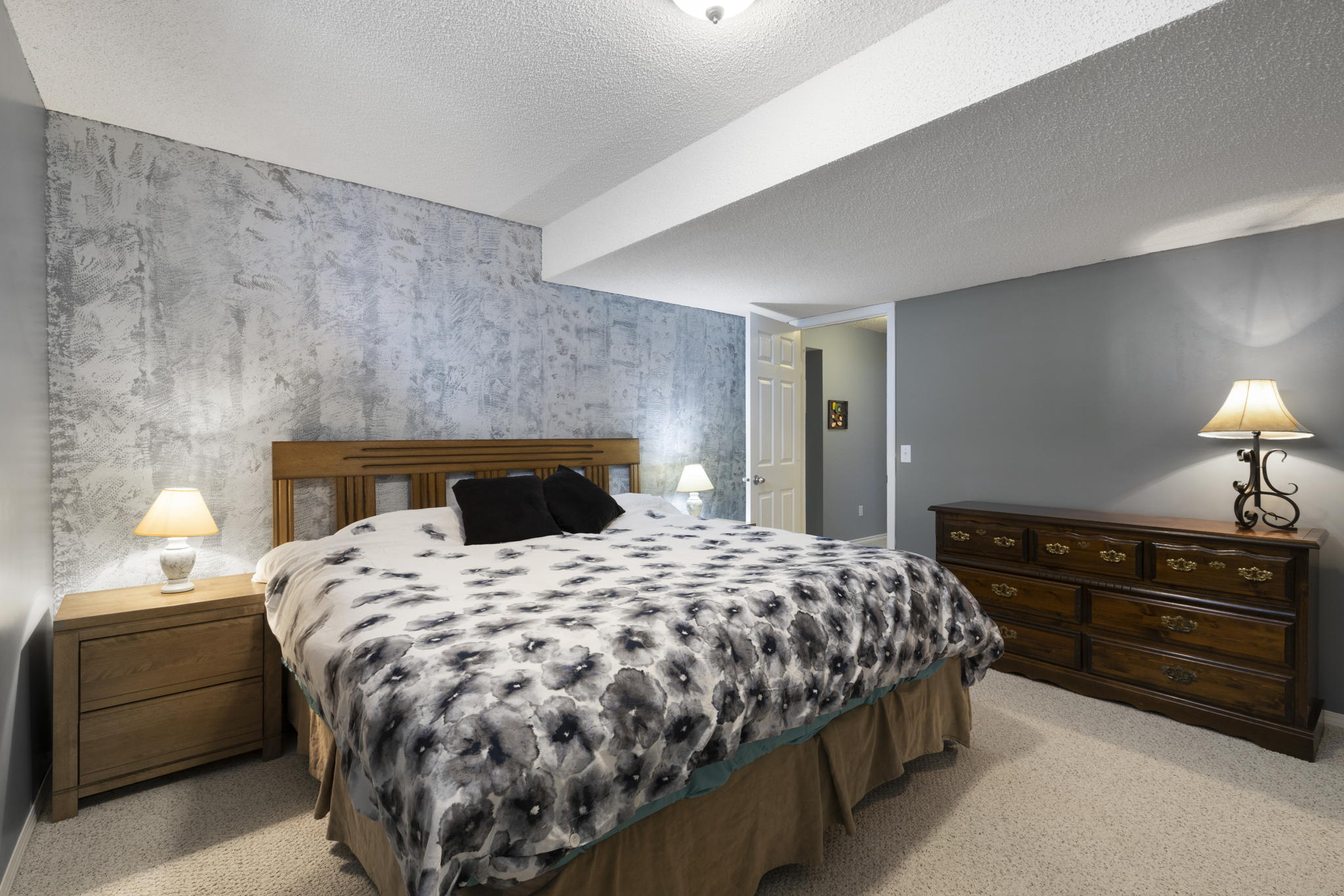 207 Canoe Dr SW, Airdrie, AB T4B 2N8, Canada Photo 40