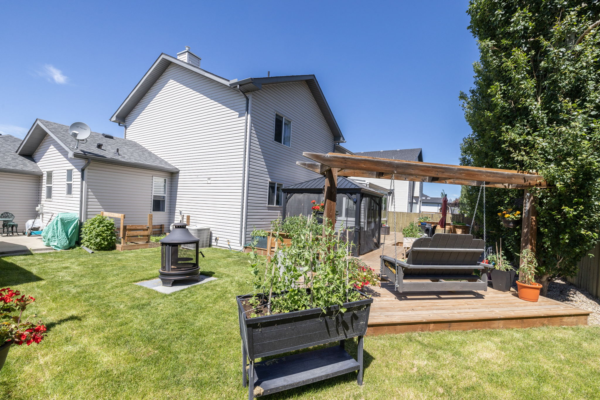 207 Canoe Dr SW, Airdrie, AB T4B 2N8, Canada Photo 78
