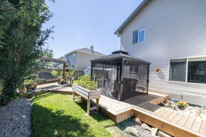 207 Canoe Dr SW, Airdrie, AB T4B 2N8, Canada Photo 63
