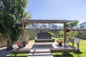 207 Canoe Dr SW, Airdrie, AB T4B 2N8, Canada Photo 69