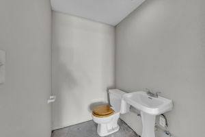  Photo 39