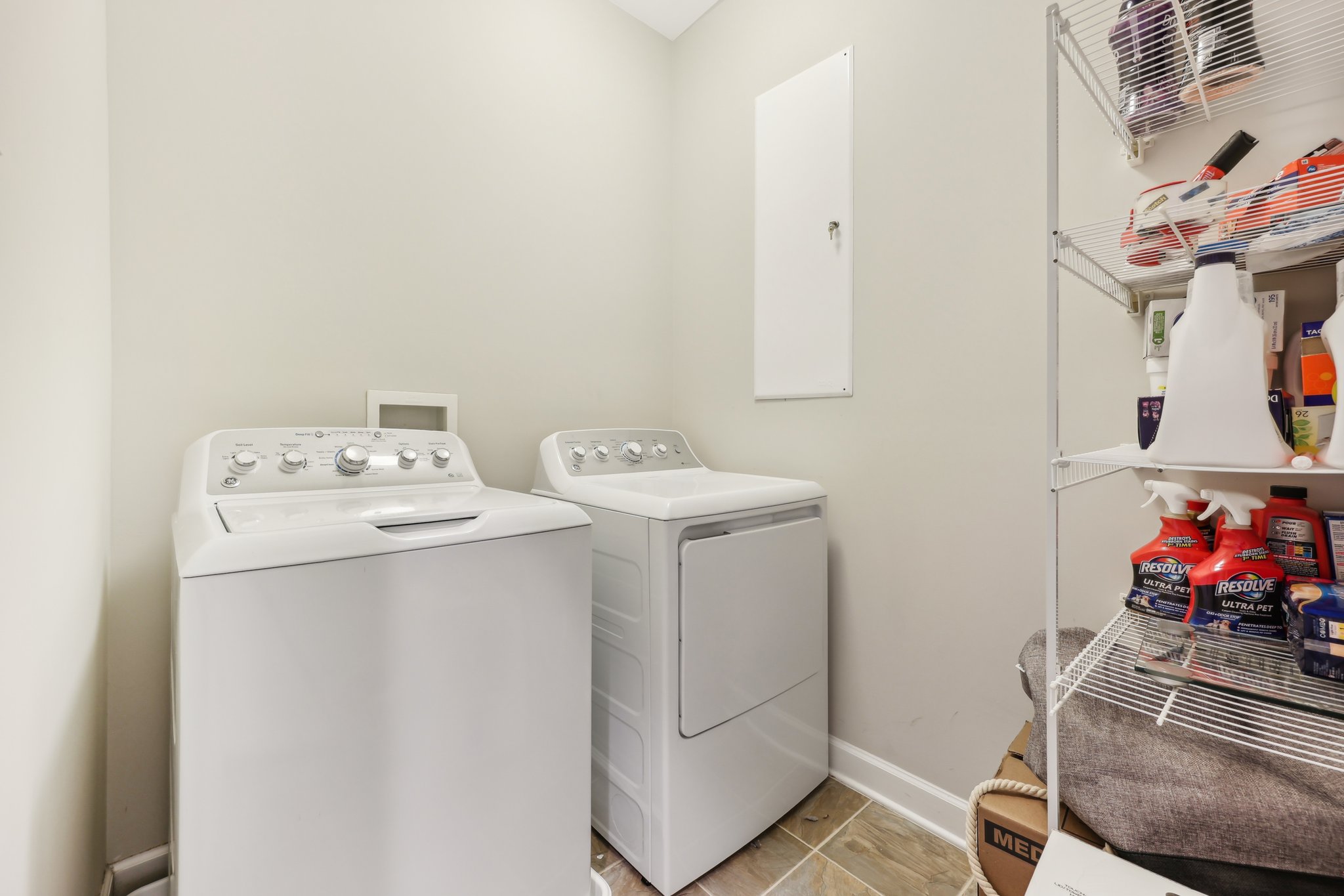 Community Center Ave-0105-018.jpg