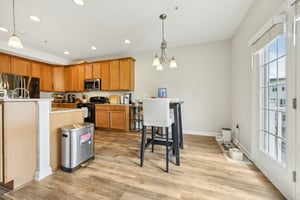 Community Center Ave-0105-007.jpg