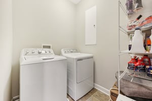 Community Center Ave-0105-018.jpg