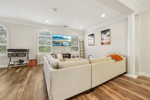 Community Center Ave-0105-027.jpg