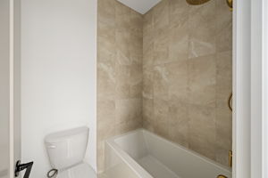  Photo 35
