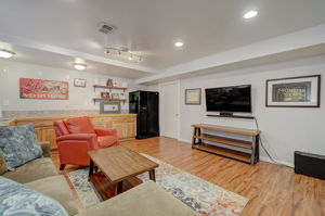 N Coolidge Way-050