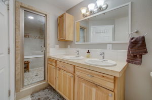 N Coolidge Way-040