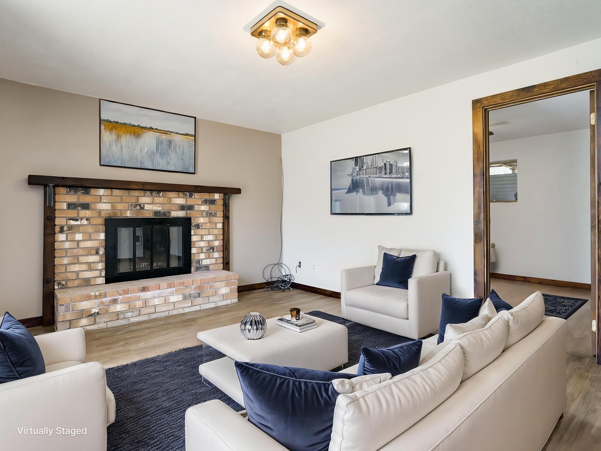 207 NW Ash St McMinnville OR (50) virtually staged.jpeg