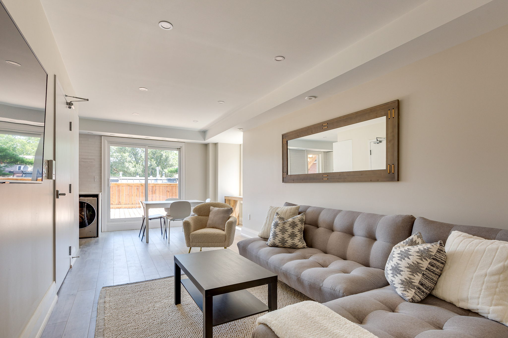 Toronto property showcase — delivered property photograph 3