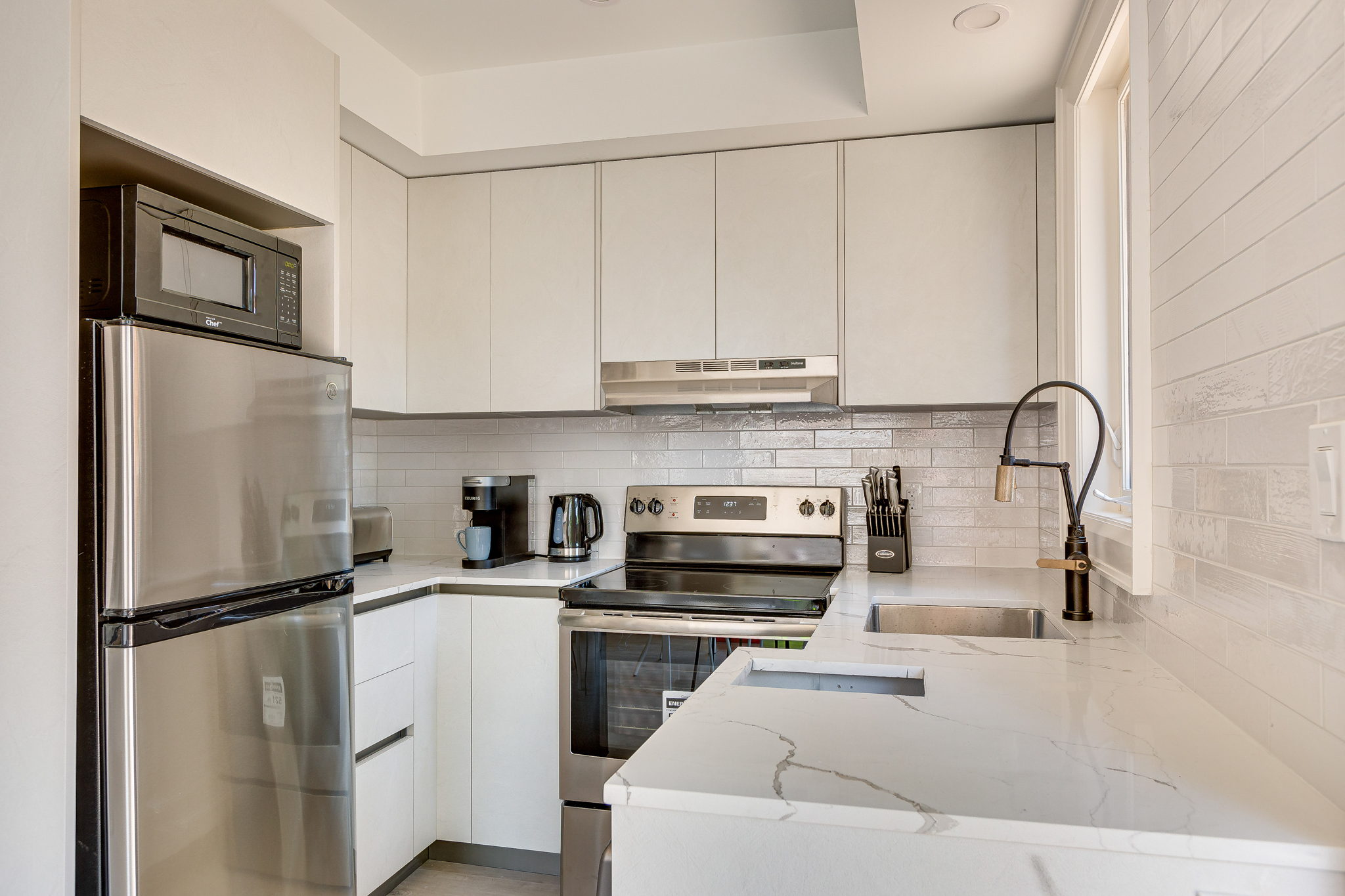 Toronto property showcase — delivered property photograph 8
