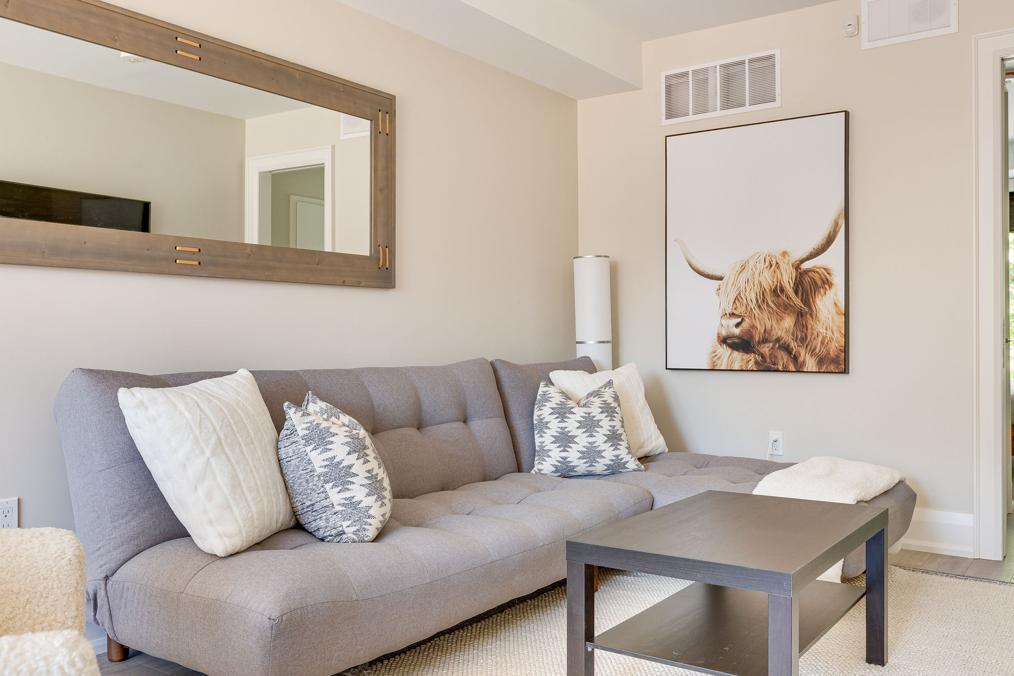 Toronto property showcase — delivered property photograph 5