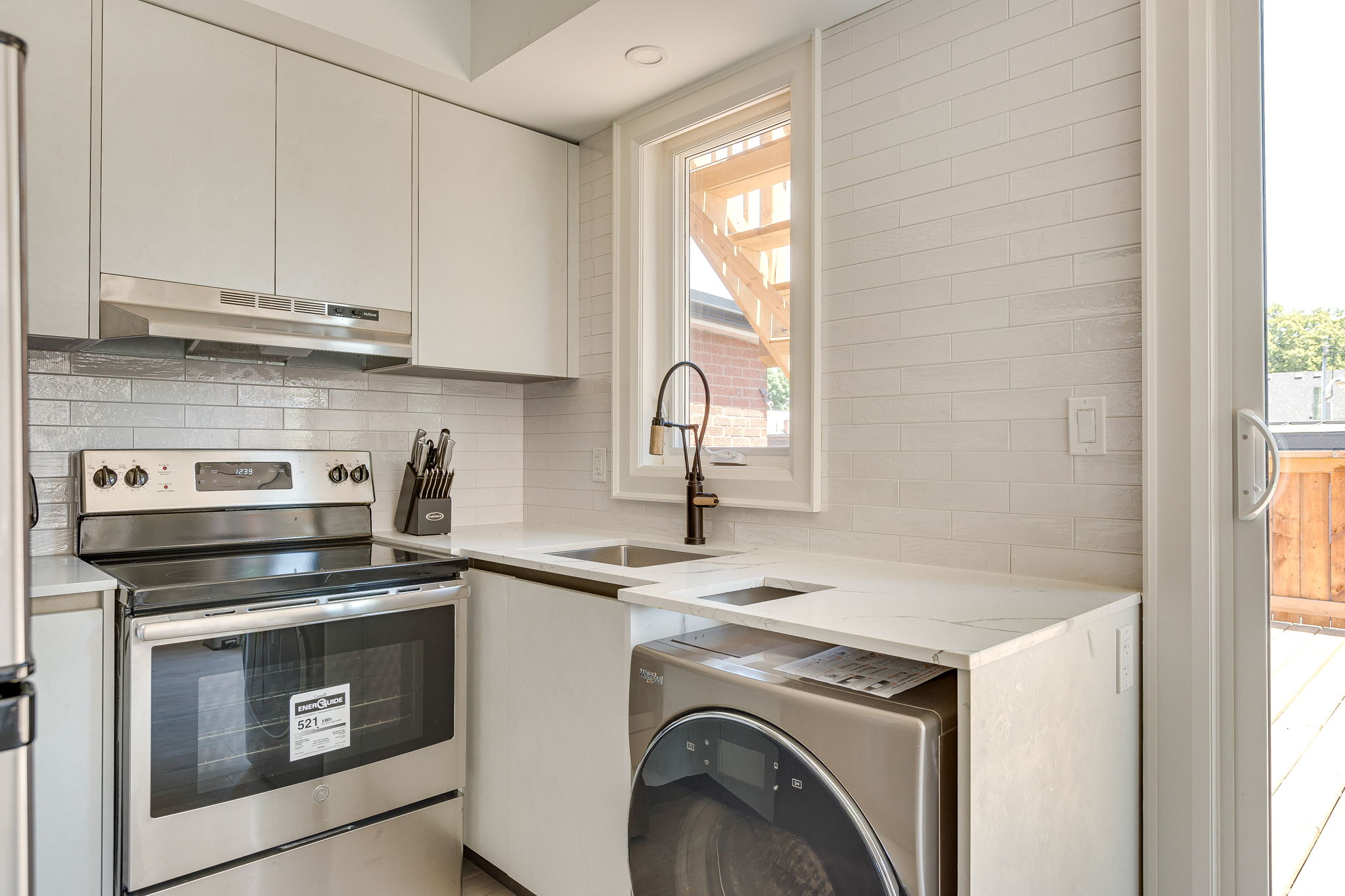 Toronto property showcase — delivered property photograph 10