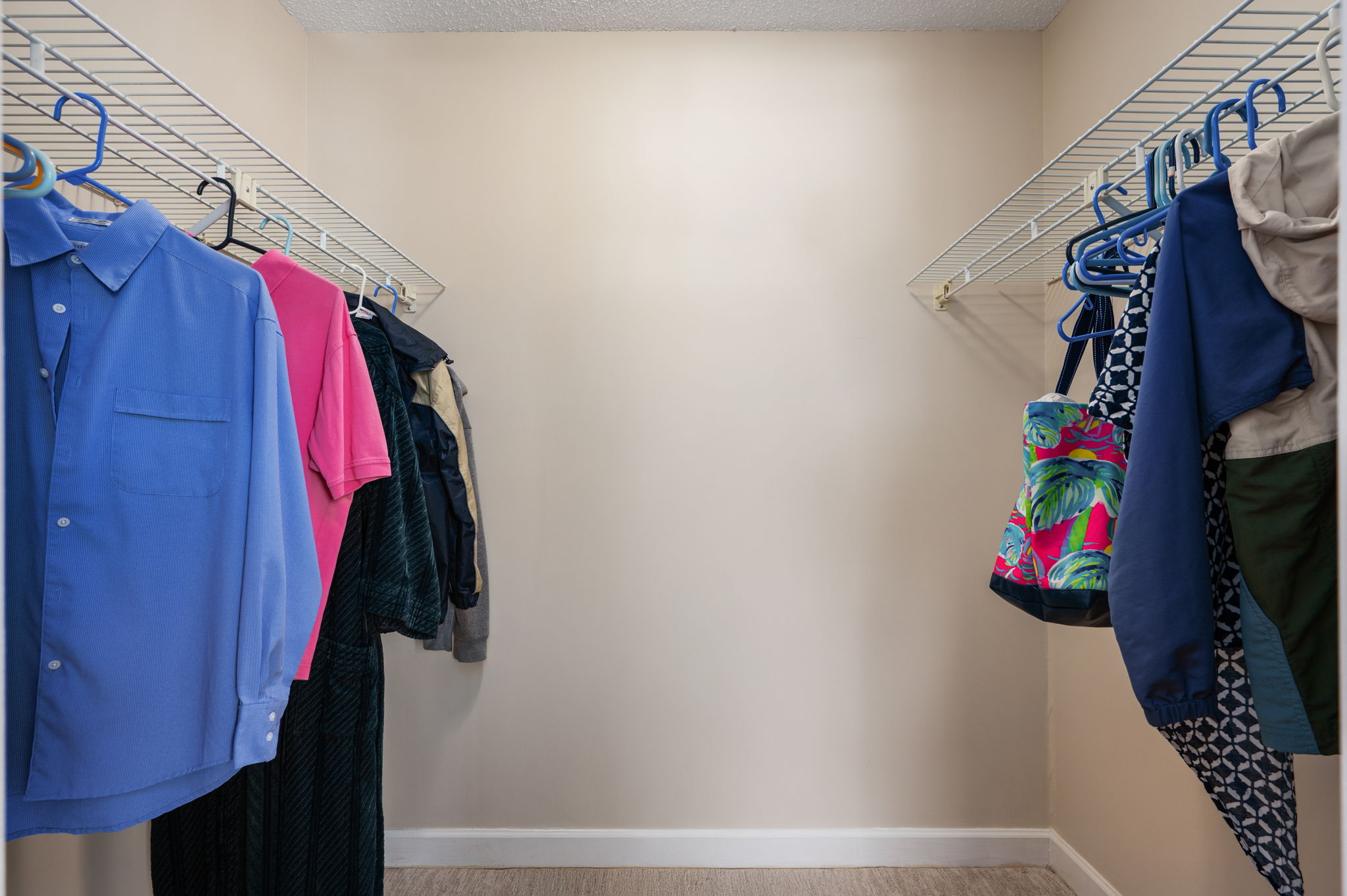 207-Queen-Elizabeth-Unit-6-BR1-Closet