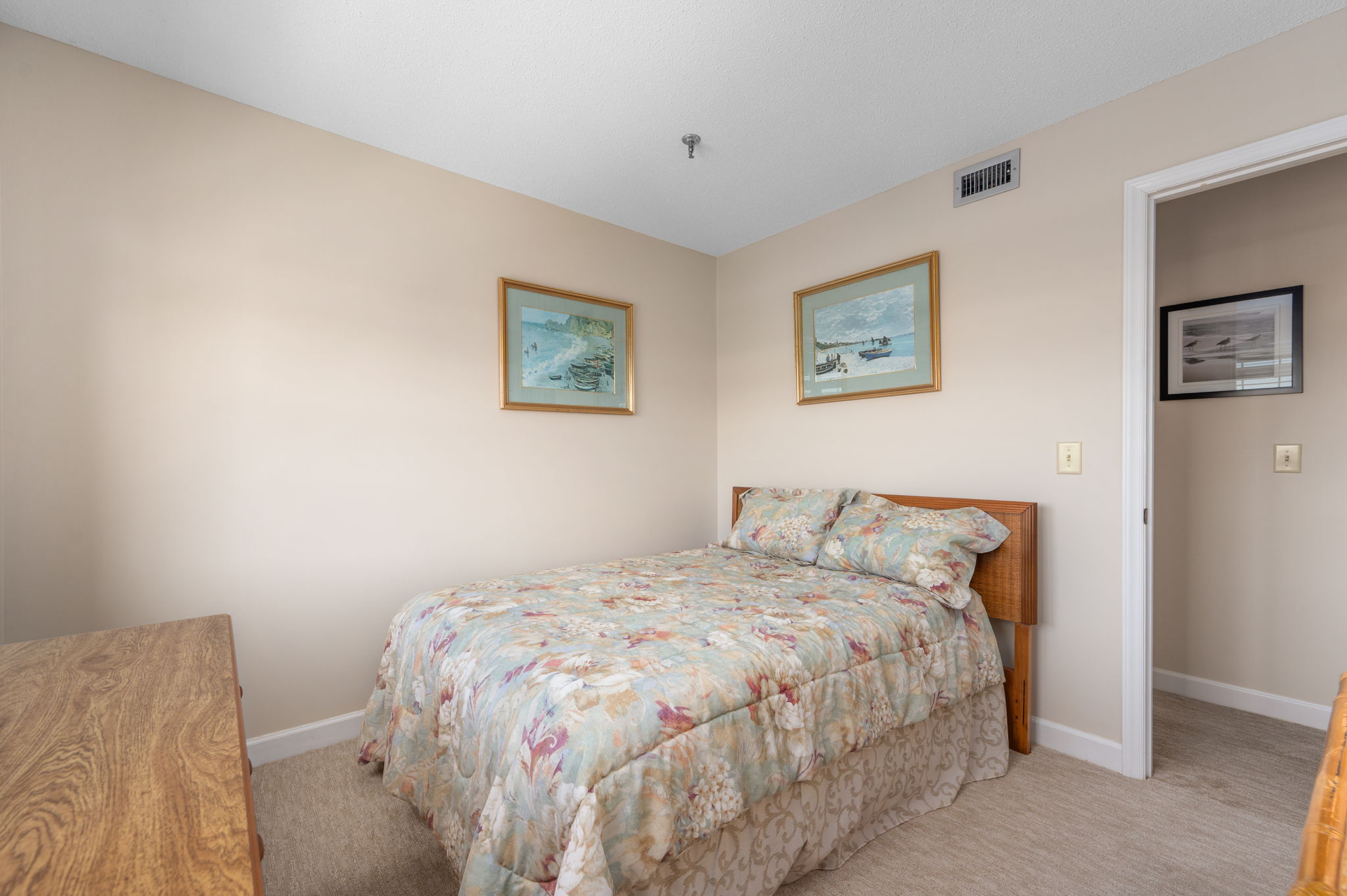 207-Queen-Elizabeth-Unit-6-BR3